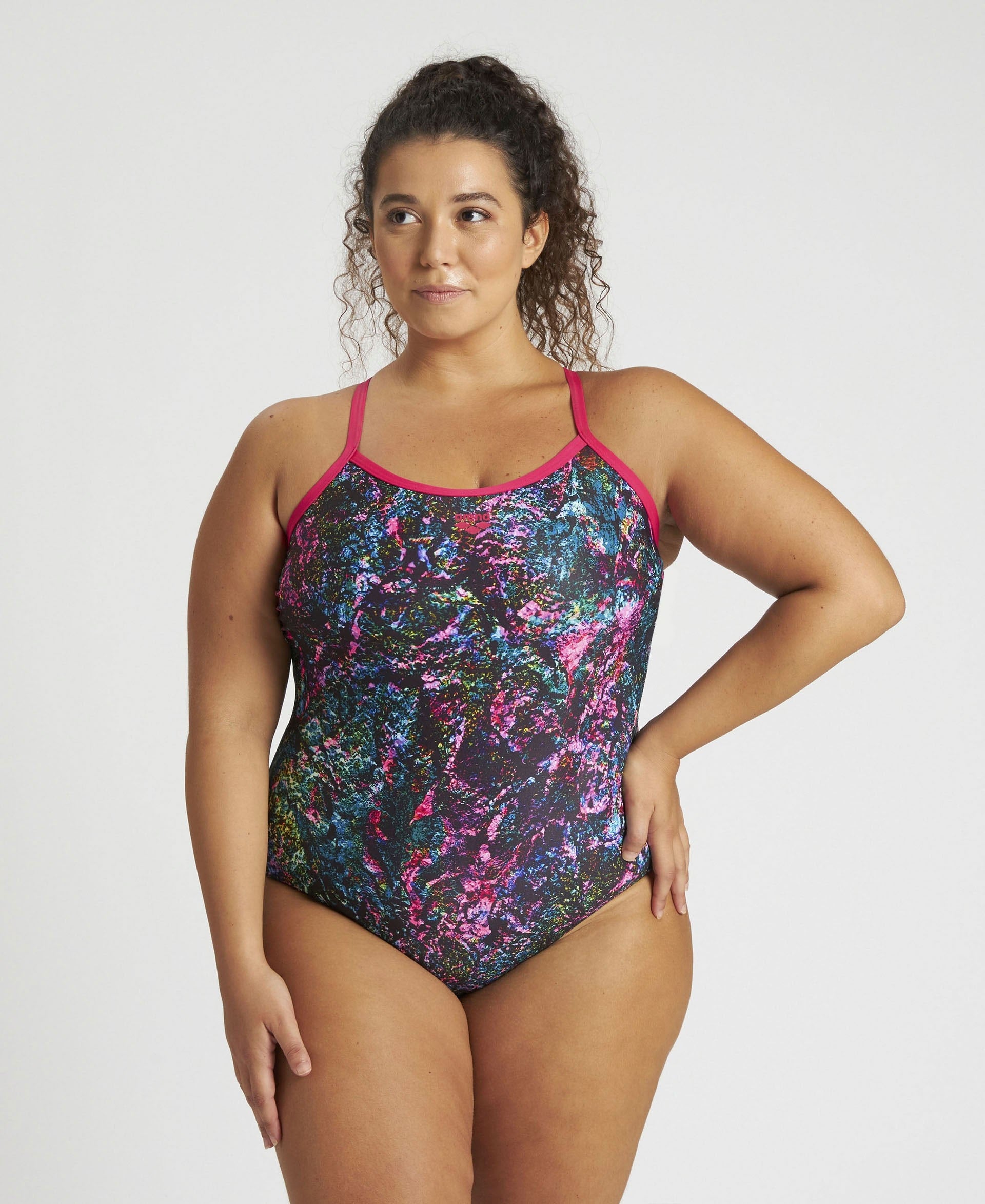 WOMEN MOUNTAINS TEXTURE LIGHT DROP BACK ONE PIECE PLUS